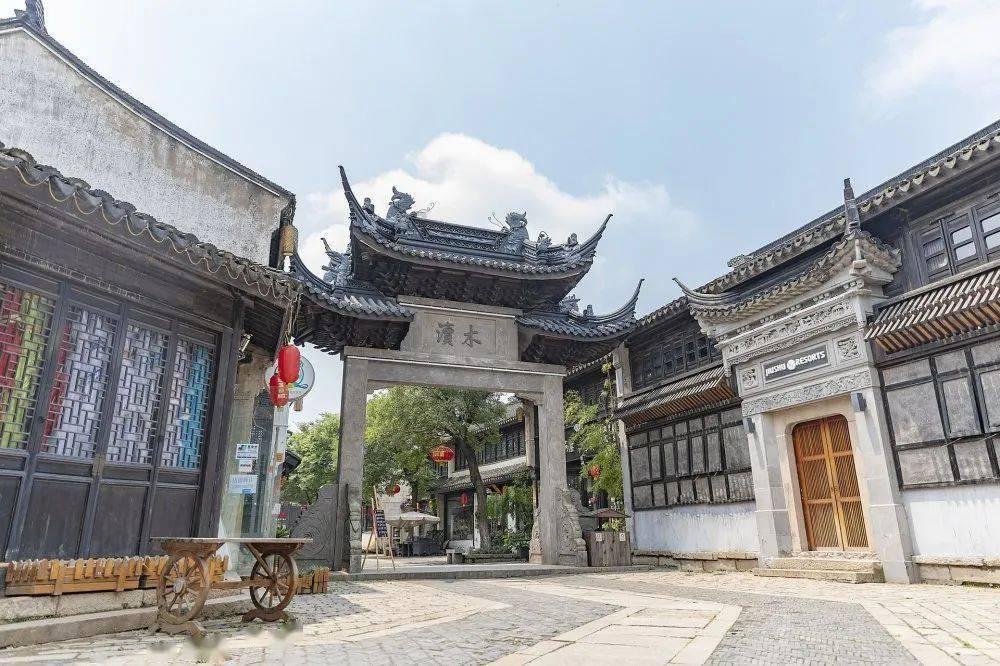 2月2日小年夜来沈阳方城灯会赏灯迎春:9米高的灯王,集“龙”换好礼 线上线下共同点亮